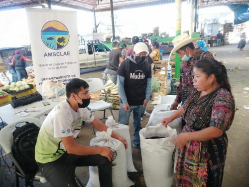 Segunda venta y promoción de "Compost Atitlán" 