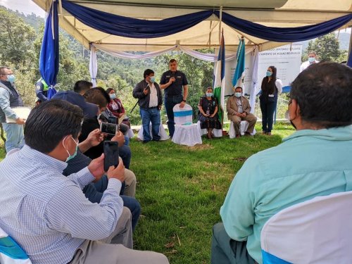 Vicepresidente de la República visita Planta de Tratamiento de Aguas Residuales en San José Chacayá