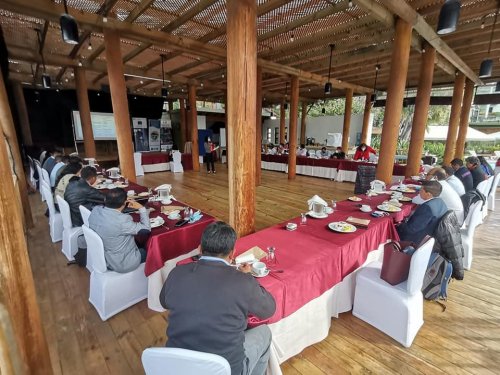 En el Marco del Eje de Agua y Saneamiento de la CODESAN y CODESAL en coordinación con el Programa Ruk'u'x Ya', se desarrolló el taller de análisis de normativa y procedimientos para desarrollar la ruta para la mejora de la gestión en agua y saneamiento del la cuenca del lago Atitlán.