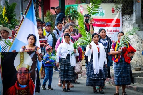 Educadores ambientales promuven mensaje ambiental ene evento catolico 