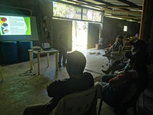 AMSCLAE capacita a operadores de la cuenca para la elaboración de Abono Orgánico 