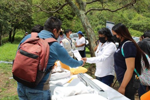 Lanzamiento oficial mejorador de Suelos "Compost Atitlán" 