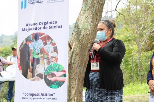 Lanzamiento oficial mejorador de Suelos "Compost Atitlán" 