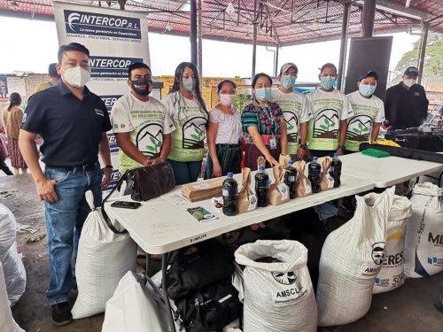 Promoción de abono orgánico "Compost Atitlán"