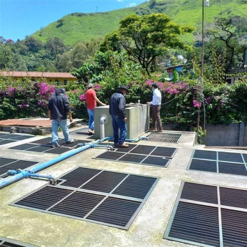 AMSCLAE suscribe convenio con la Municipalidad de Santa Catarina Palopó para la implementación de energías renovables en el Sistema de Tratamiento de Aguas Residuales 