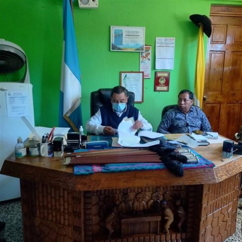 AMSCLAE suscribe convenio con la Municipalidad de Santa Catarina Palopó para la implementación de energías renovables en el Sistema de Tratamiento de Aguas Residuales 