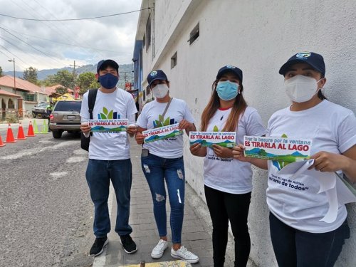 Panajachel se suma a la campaña "Tirar la basura por la ventana, es tirarla al lago"