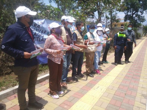 Campaña "Tirar la Basura por la ventana, es tirarla al lago" promovida en San Lucas Tolimán