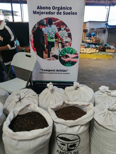 Abono Orgánico es promovido en agricultores de la cuenca del lago Atitlán 