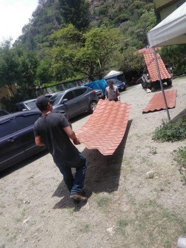 Donación de material contribuirá a proyecto de turismo sostenible en Atitlán 