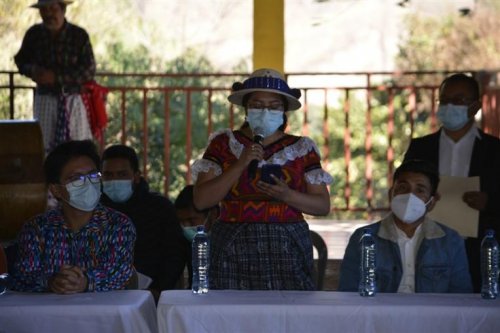 Dialogo con la Juventud