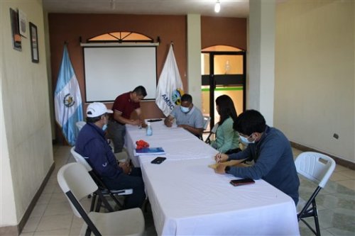 AMSCLAE apoya a la Municipalidad de San Juan La Laguna para la activación del Sistema de Tratamiento de Desechos Sólidos
