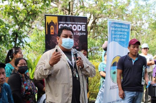 Unidos para el rescate y conservación de los recursos naturales de la cuenca del lago Atitlán 