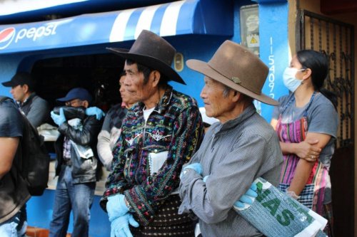 Unidos para el rescate y conservación de los recursos naturales de la cuenca del lago Atitlán 