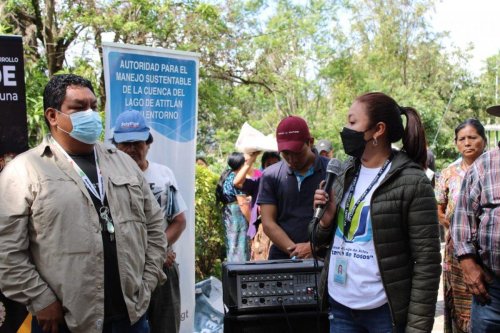 Unidos para el rescate y conservación de los recursos naturales de la cuenca del lago Atitlán 