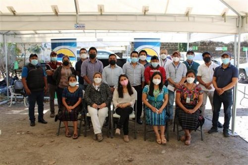 Educación Ambiental para la cuenca de lago Atitlán. 