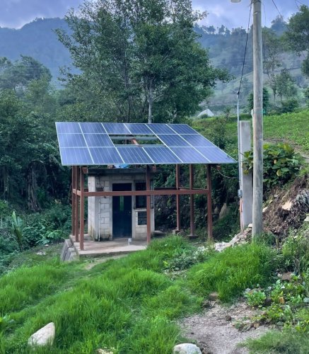 Caserío Xibalbay implementa energías renovables en el sistema de bombeo de agua potable