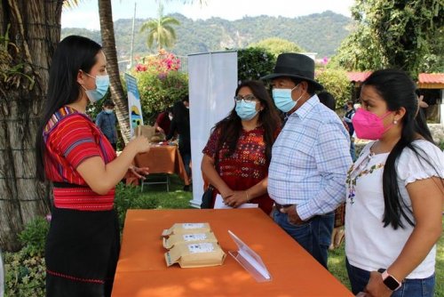 Finaliza programa de fortalecimiento a proyectos verdes de la Cuenca del lago de Atitlán 