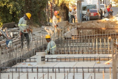 Los representantes de las instituciones que conforman la Mesa Técnica Interinstitucional de Tzanjuyú, se reunieron con el fin de evaluar el progreso de la obra destinada a tratar por completo el desfogue de las aguas residuales en el embarcadero Tzanjuyú, ubicado en Panajachel.