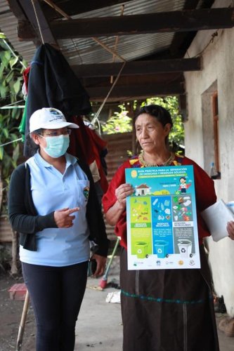 Jornada de educación ambiental capacita a 26 familias de Tzununá