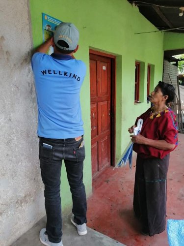 Jornada de educación ambiental capacita a 26 familias de Tzununá