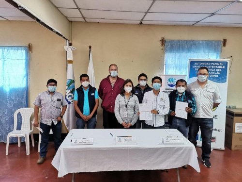 AMSCLAE, MAGA y la Organización Plantemos suscriben firma de convenio en beneficio de la conservación de la cuenca del lago de Atitlán