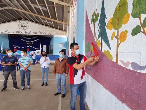 AMSCLAE promueve educación ambiental a través de murales ambientales