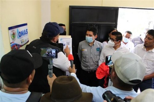 Con el objetivo de fortalecer el manejo adecuado del recurso hídrico en el municipio de San Marcos la Laguna, se inauguró la Oficina  Municipal de Agua y Saneamiento -OMAS-, para propiciar un servicio eficiente y de calidad en el municipio