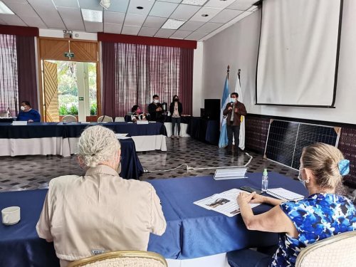 AMSCLAE entrega segundo lote de paneles solares fotovoltaicos a la Municipalidad de San Marcos la Laguna