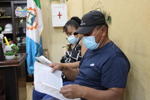 Entrega de Reglamento a Municipalidad de Panajachel