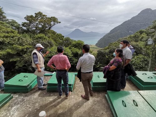 Inauguran proyecto de mejoramiento del sistema de tratamiento de aguas residuales de la Aldea San Jorge la Laguna