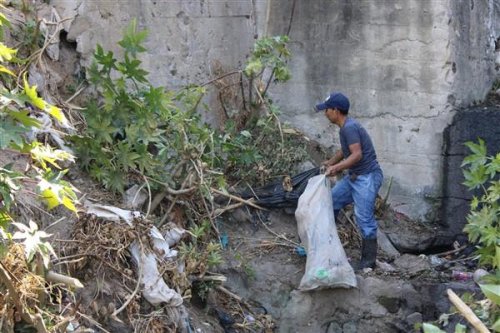 Instituciones se unen para contribuir con el saneamiento ambiental de San Antonio Palopó.