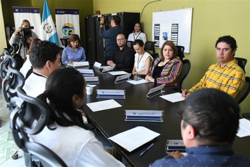 Vicepresidenta de la República enfoca su agenda de trabajo en la protección ambiental de la cuenca del lago Atitlán