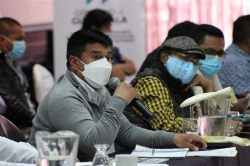 Gobiernos locales participan en la presentación del estado actual del Lago y grandes retos para la Cuenca del Lago Atitlán.