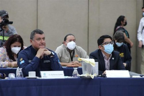 Gobiernos locales participan en la presentación del estado actual del Lago y grandes retos para la Cuenca del Lago Atitlán.