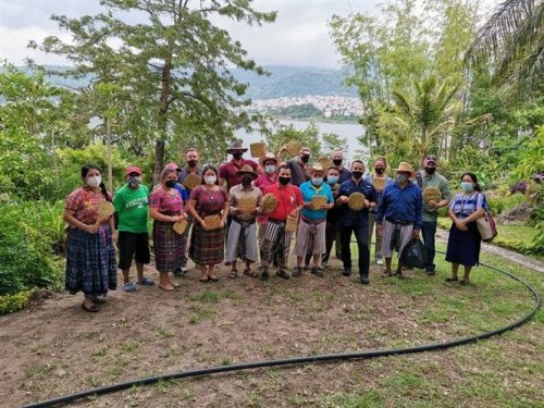 Comisión de vicepresidencia realiza gira de trabajo en Santiago Atitlán